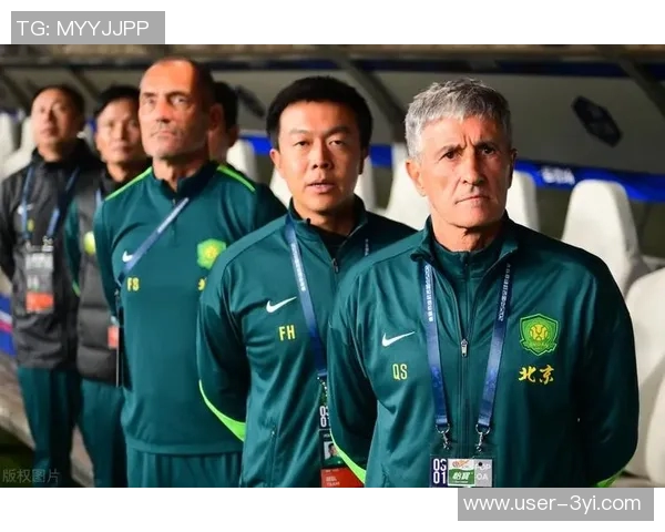 国安主帅解释半场换三人意图在于调整战术以扭转局势